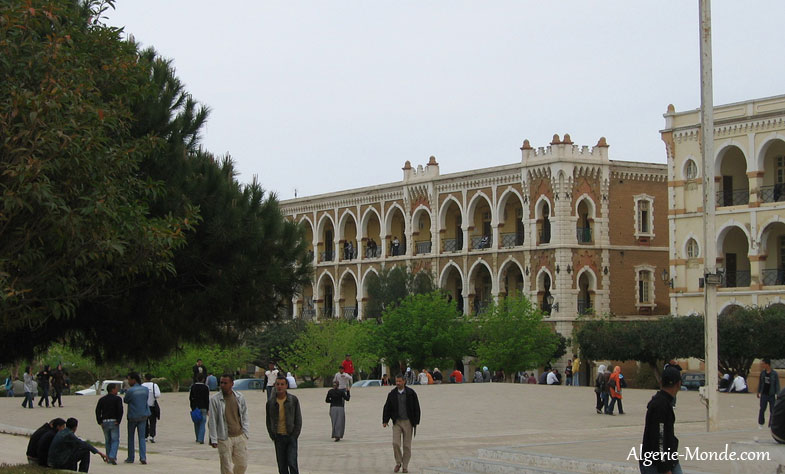 Mostaganem — universite mostaganem
