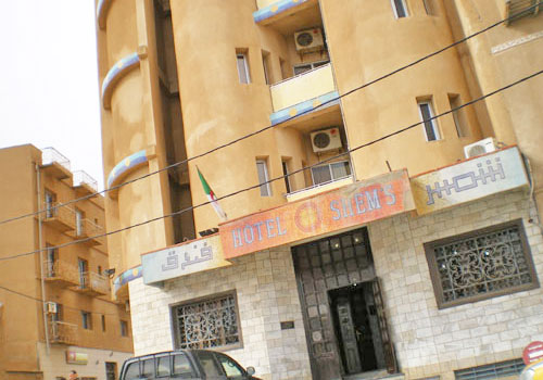 Shems à Aïn El Turk酒店（奥兰）