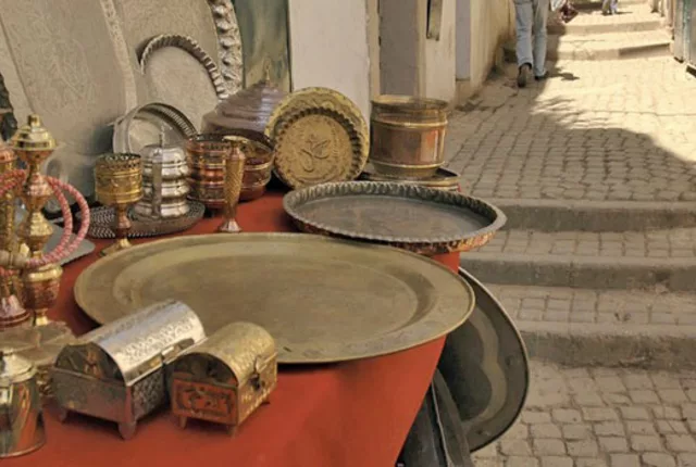 Artisanat algerois casbah in Algiers, Algeria