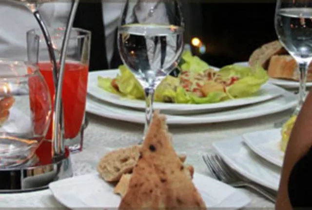 Restaurant hotel oasis alger in Algiers, Algeria