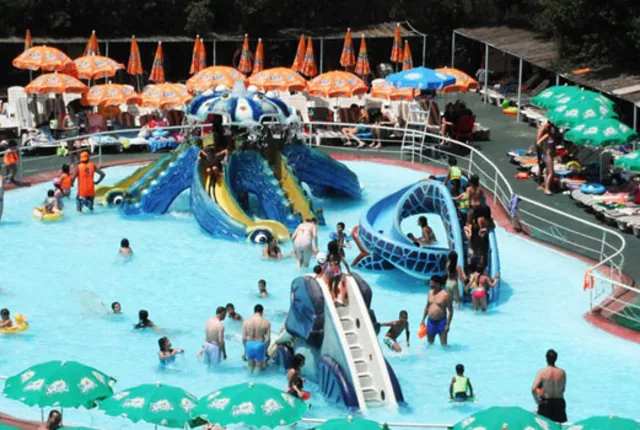 Piscine enfant parc aquatique aquafortland bordj el kiffan alger in Algiers, Algeria