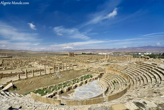 Theatre romain timgad 2 in Timgad, Algeria