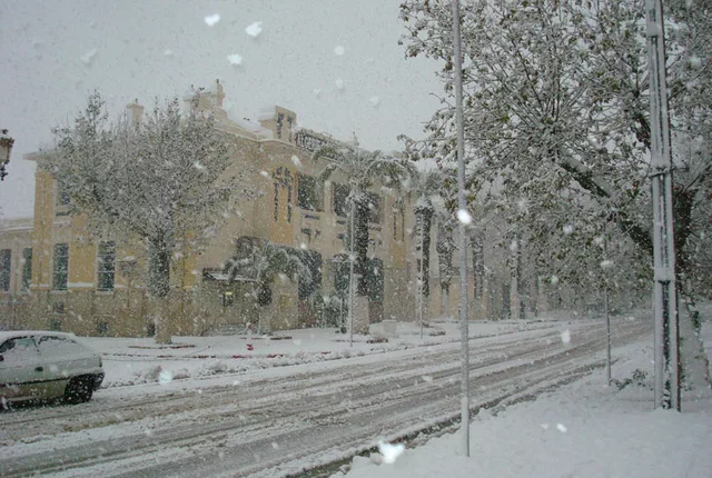 Neige grande poste tlemcen in Tlemcen, Algeria