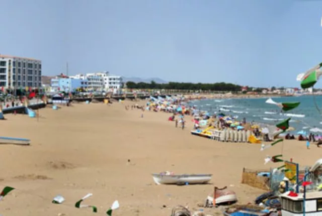 Plage marsa ben mhidi in Tlemcen, Algeria